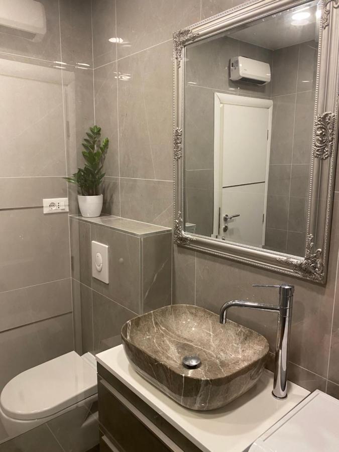 Apartment Bono Baska Voda Bagian luar foto